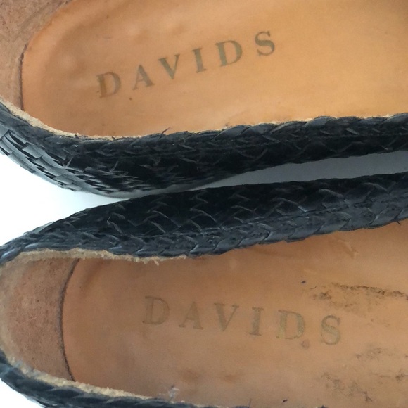 David’s 9 Mens (10.5 Women’s) Loafer Black Leather Upper Lining Sole Woven Great - Picture 8 of 11